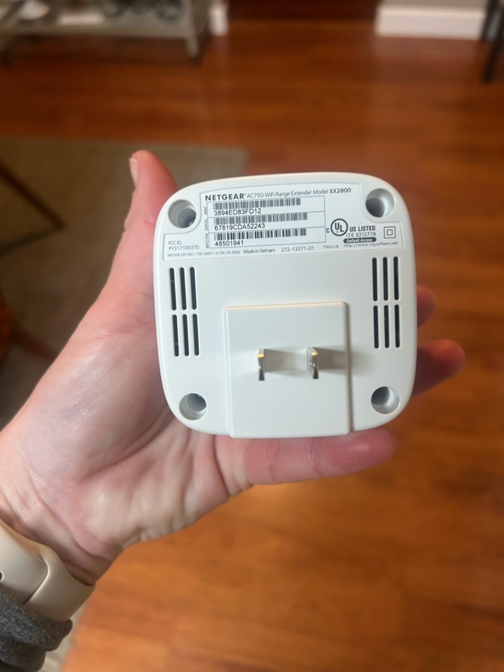 NETGEAR | AC750 WiFi Range Extender (EX2800) - Picture 7 of 10